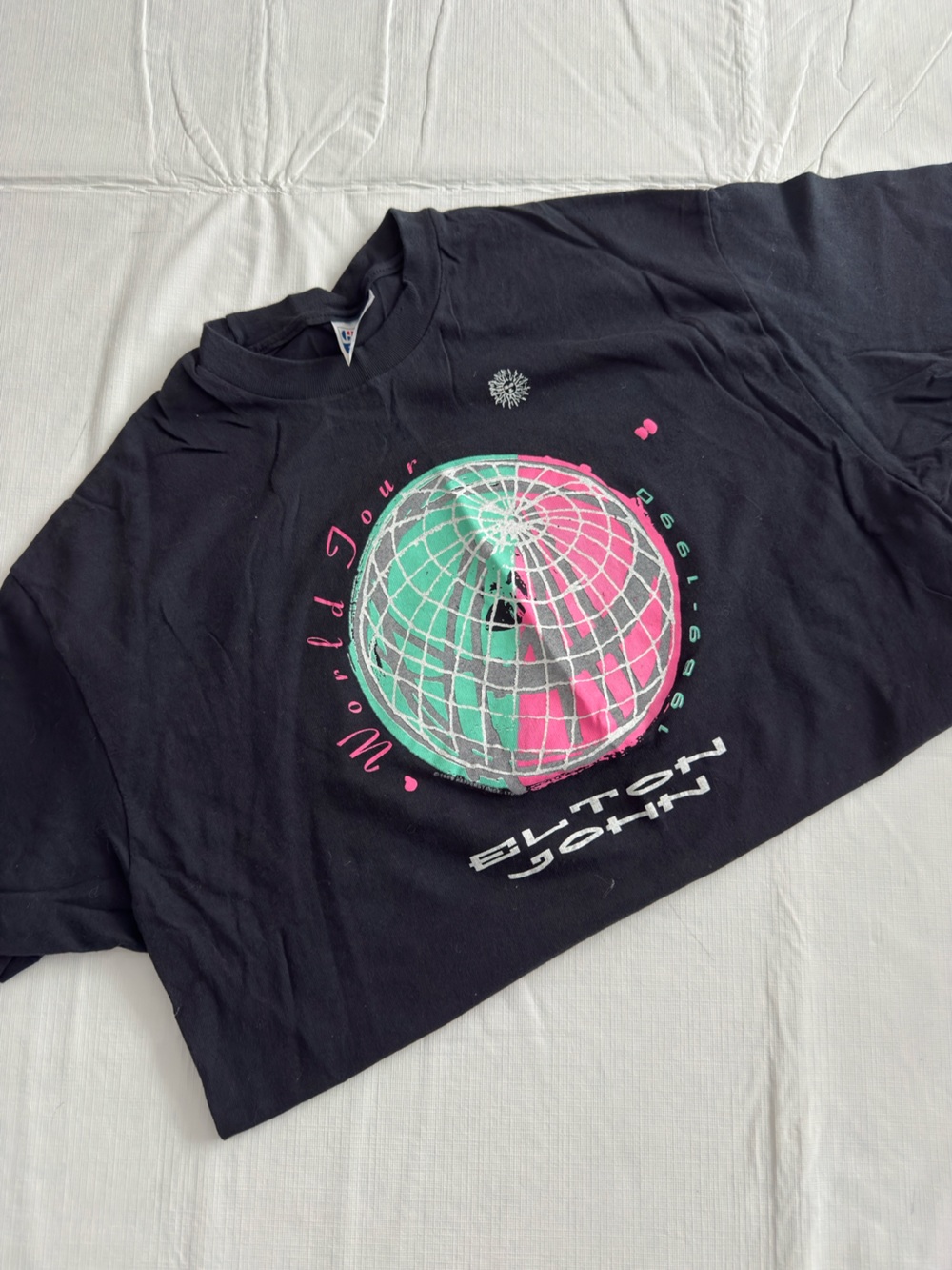 VINTAGE Elton John 1990 World Tour Shirt